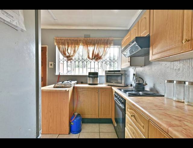 3 BEDROOM HOUSE FOR SALE IN BRACKENDOWNS